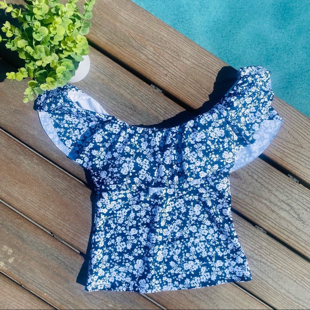 Island Escape Ruffled Off-The-Shoulder Tankini Top - Picture 4 of 7